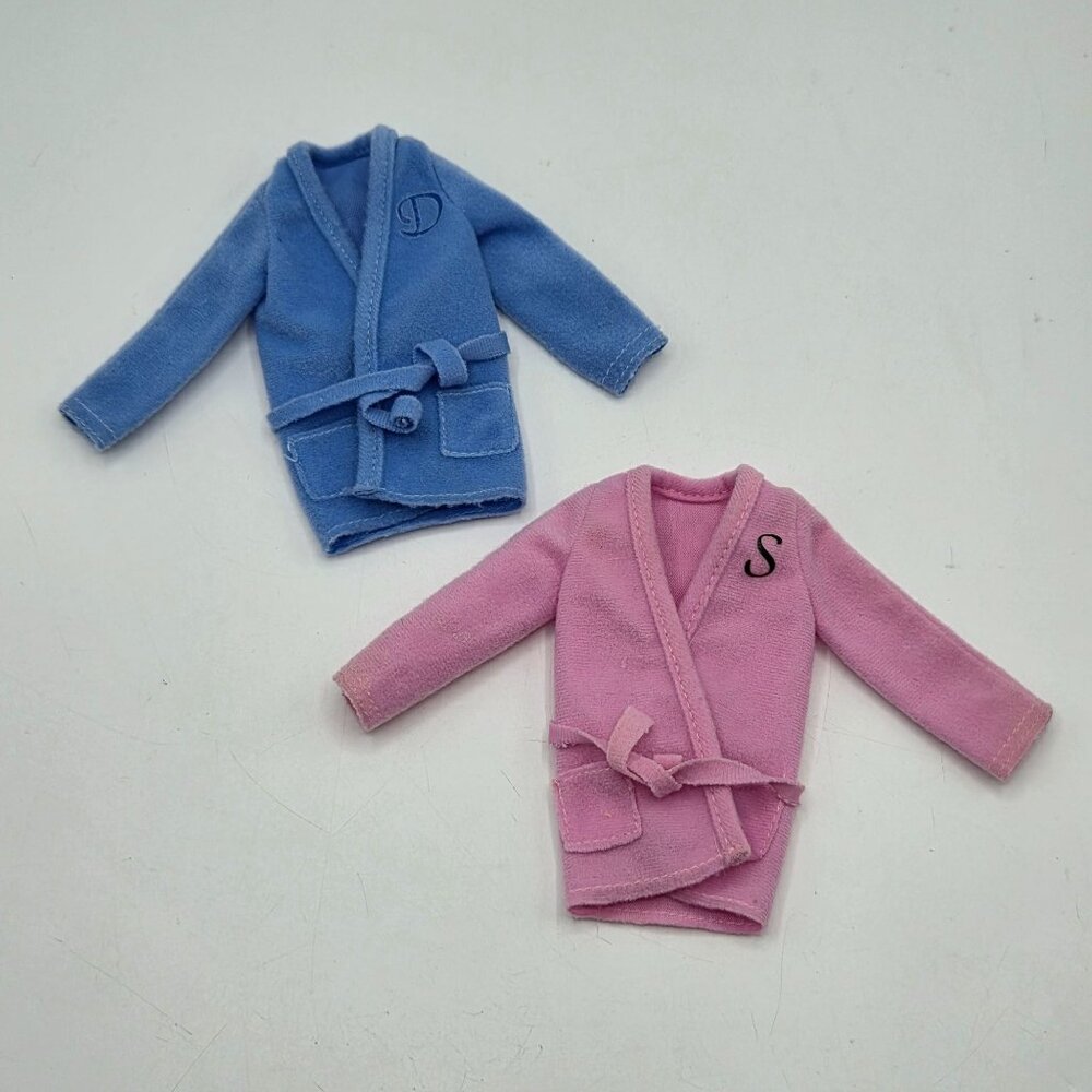 Spinmaster Liv Doll Spa Day Robes Set Blue "D" & Pink "S"